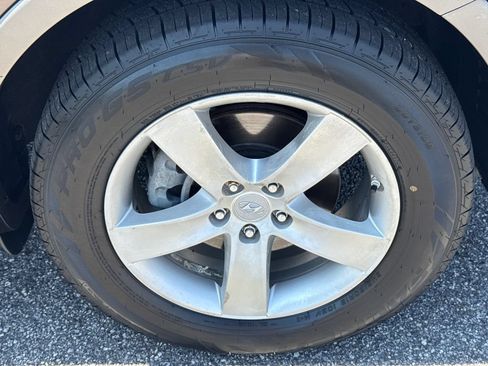 Used 2011 Hyundai Veracruz Limited FWD image 14