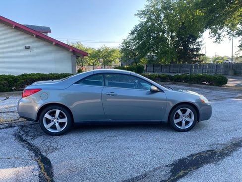 Used 2007 Pontiac G6 GT w/ Premium Package FWD image 6