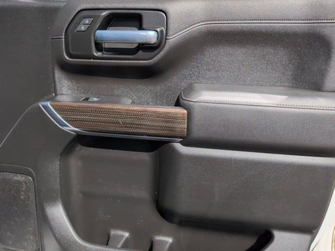 Used 2020 Chevrolet Silverado 1500 LT Trail Boss w/ Bed Protection Package AWD/4WD image 39