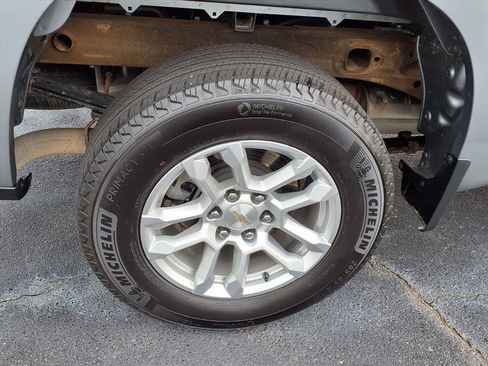Used 2023 Chevrolet Silverado 1500 LT image 20