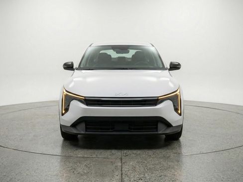 Used 2025 Kia K4 FWD image 2