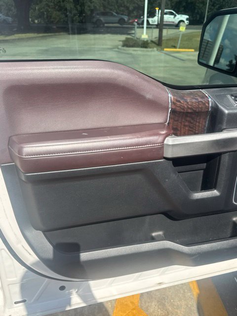 Used 2015 Ford F150 Platinum w/ Technology Package AWD/4WD image 6