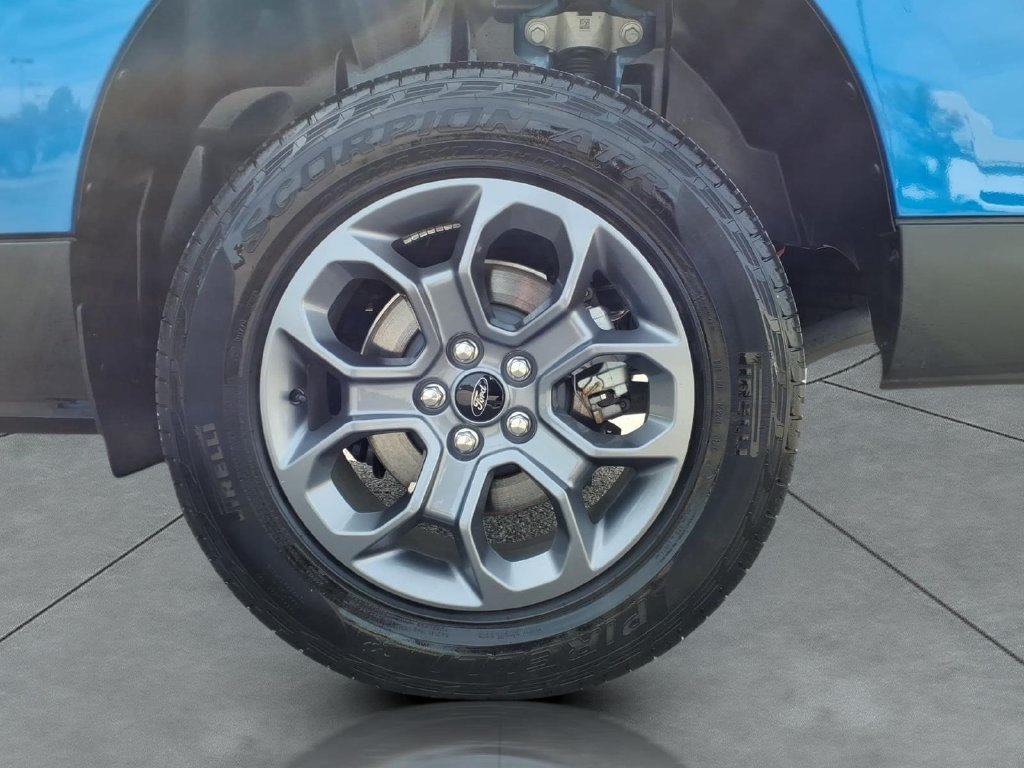 Used 2026 Ford Maverick XLT w/ XLT Luxury Package AWD/4WD image 2