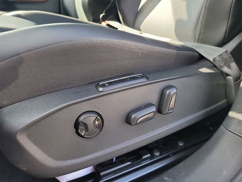 Used 2022 Volkswagen ID.4 Pro S image 19