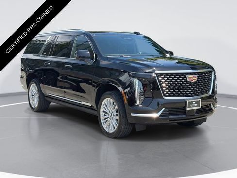 Certified 2026 Cadillac Escalade ESV Luxury RWD image 1