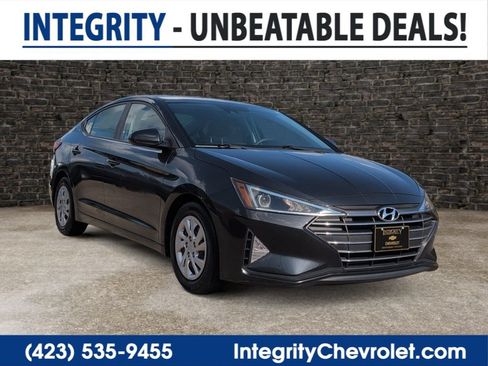 Used 2020 Hyundai Elantra SE FWD image 1