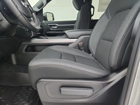 New 2026 RAM 1500 Big Horn AWD/4WD image 19