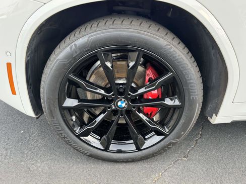 Certified 2021 BMW X4 M40i w/ Executive Package image 10