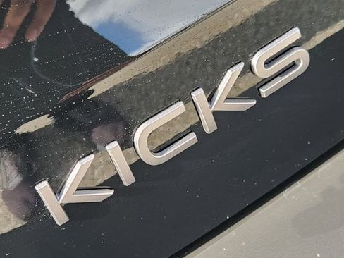 New 2026 Nissan Kicks SV image 8