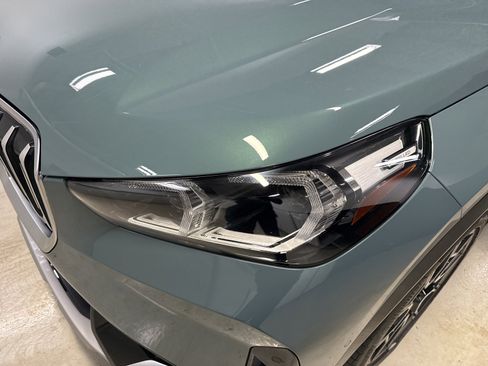 Used 2023 BMW X1 xDrive28i w/ Premium Package image 12