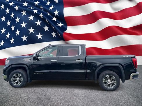 Used 2025 GMC Sierra 1500 SLT AWD/4WD image 11