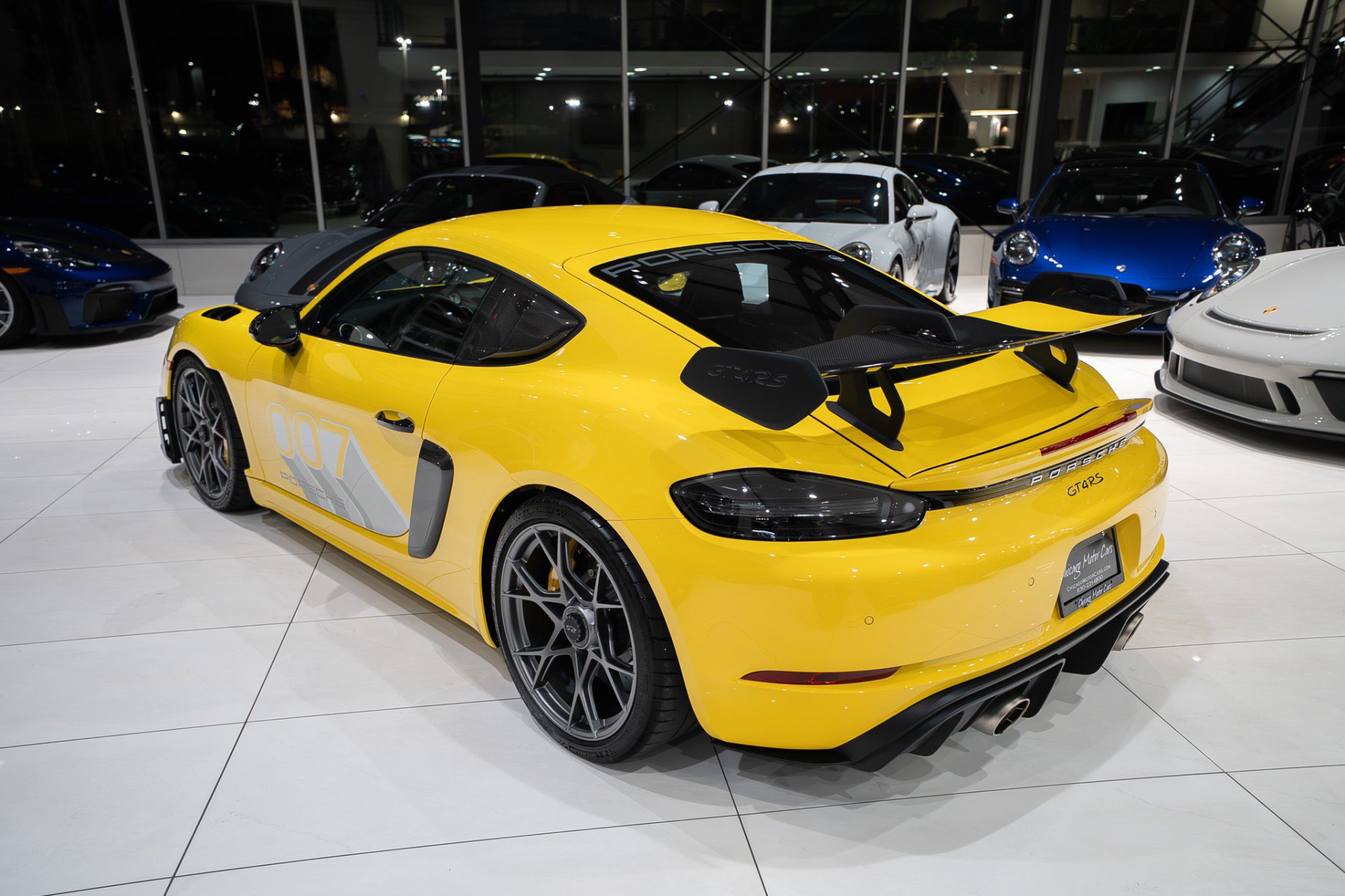 Used 2024 Porsche 718 Cayman GT4 RS RWD image 2