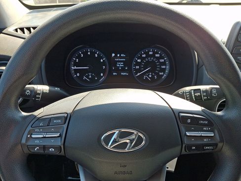Used 2020 Hyundai Kona SE image 18