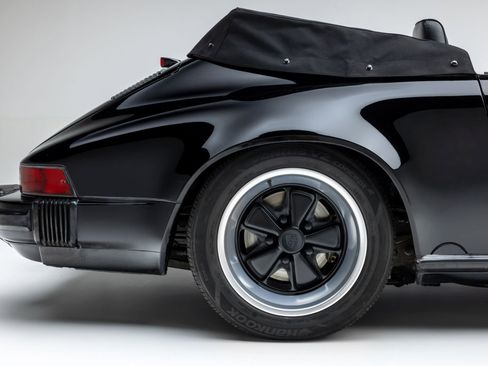 Used 1989 Porsche 911 Carrera RWD image 28