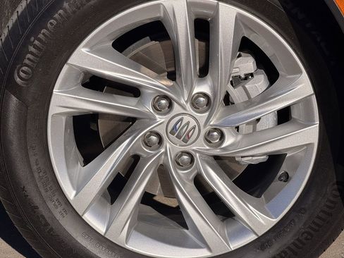 Used 2024 Buick Envista Preferred w/ Convenience I Package image 9