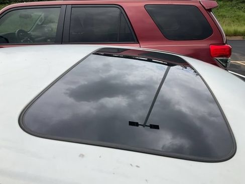 Used 2010 Honda Accord EX-L image 3