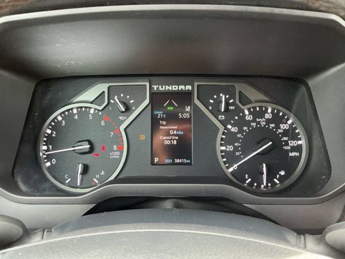Used 2022 Toyota Tundra SR5 AWD/4WD image 23