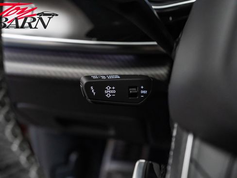 Used 2022 Audi RS Q8 4.0T image 39