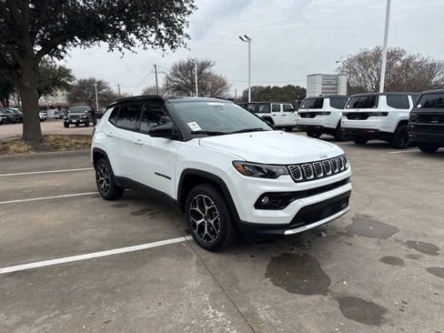 Used 2026 Jeep Compass Limited image 3