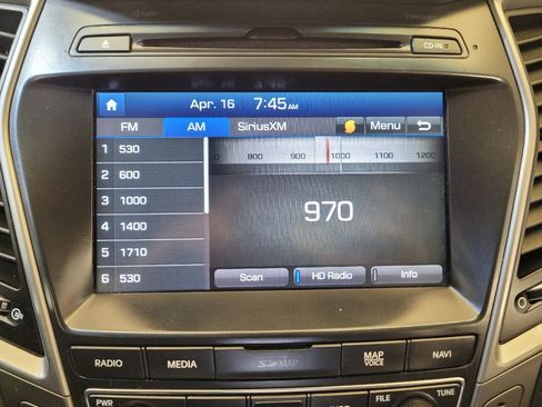 Used 2018 Hyundai Santa Fe Limited AWD/4WD image 25