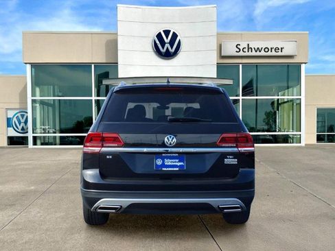 Used 2018 Volkswagen Atlas SE image 3