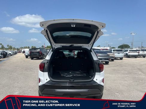 New 2026 GMC Terrain AT4 w/ Convenience Package III AWD/4WD image 16