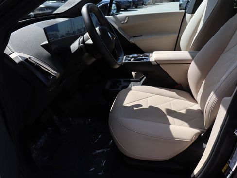 Used 2025 BMW iX xDrive50 image 16