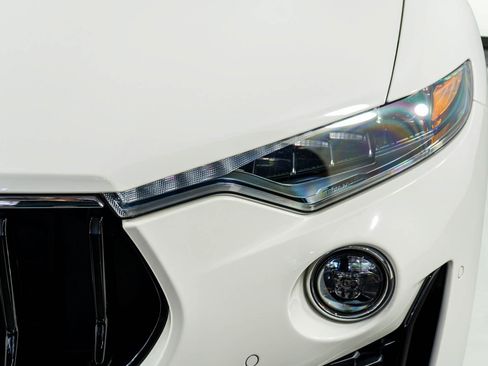 Used 2022 Maserati Levante Modena image 23