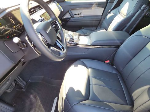 New 2026 Land Rover Range Rover Sport SE AWD/4WD image 23