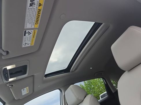 New 2026 Honda HR-V EX-L image 30