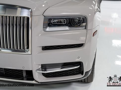 Used 2023 Rolls-Royce Cullinan AWD/4WD image 12