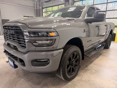 Used 2026 RAM 2500 Big Horn AWD/4WD image 4