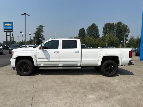 Used 2015 GMC Sierra 3500 Denali w/ Duramax Plus Package AWD/4WD image 2