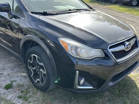 Used 2016 Subaru Crosstrek 2.0i Premium w/ Moonroof Package image 9