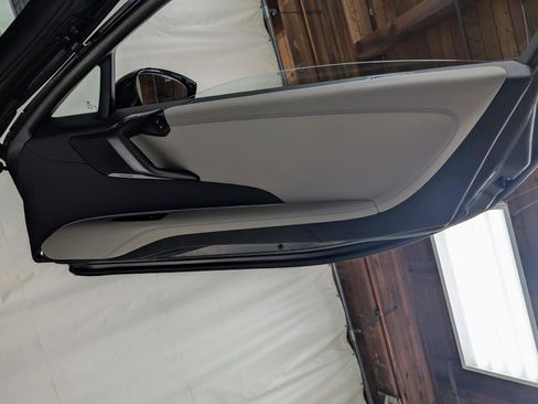 Used 2015 BMW i8 AWD/4WD image 17