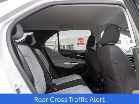 Used 2023 Chevrolet Equinox LT w/ Driver Convenience Package FWD image 14