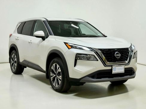 Used 2023 Nissan Rogue SV AWD/4WD image 10