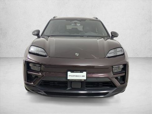 Certified 2024 Porsche Macan Turbo Electric image 5