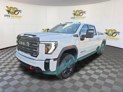 Used 2026 GMC Sierra 2500 AT4 w/ AT4 Premium Plus Package AWD/4WD image 4