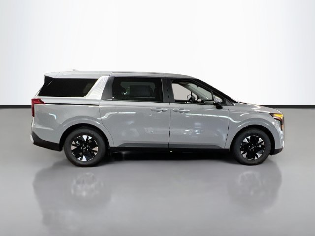 New 2027 Kia Carnival LXS FWD image 8
