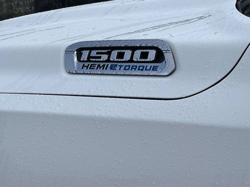 Used 2024 RAM 1500 Big Horn AWD/4WD image 9