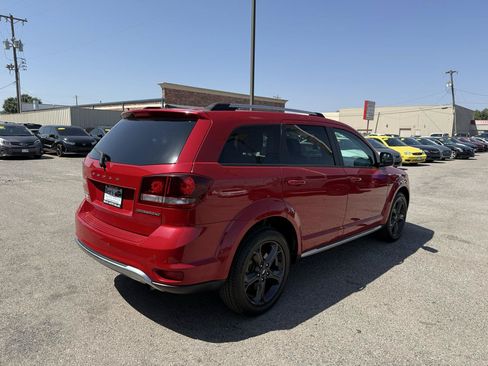 Used 2020 Dodge Journey Crossroad FWD image 6
