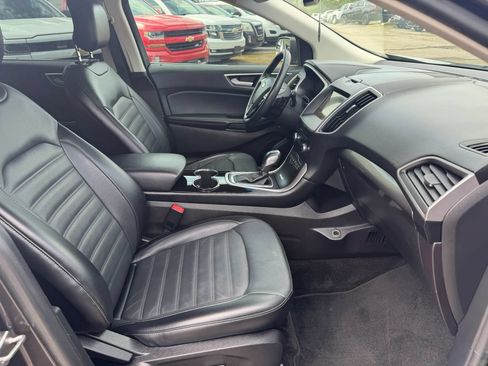 Used 2018 Ford Edge SEL w/ Equipment Group 201A FWD image 22