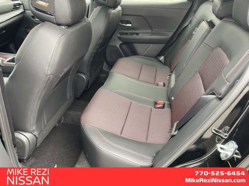 New 2026 Nissan Kicks SR w/ SR Premium Package FWD image 8