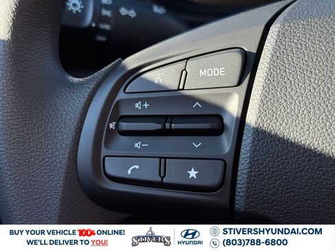 New 2026 Hyundai Venue SE image 22
