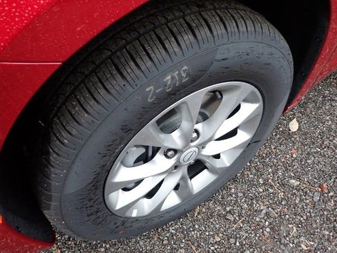 New 2026 Chrysler Pacifica Select image 11