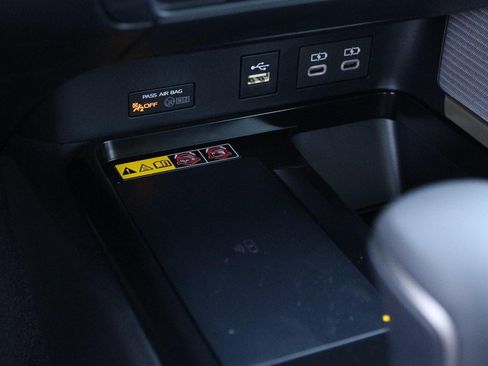 New 2026 Toyota Camry SE w/ Convenience Package FWD image 18
