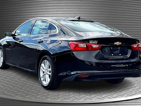 Used 2018 Chevrolet Malibu LT image 4