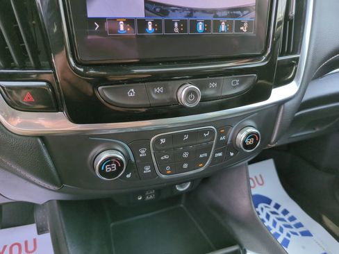 Used 2020 Chevrolet Traverse RS AWD/4WD image 30