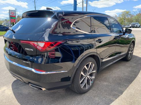 Used 2023 Acura MDX SH-AWD w/ Technology Package image 7